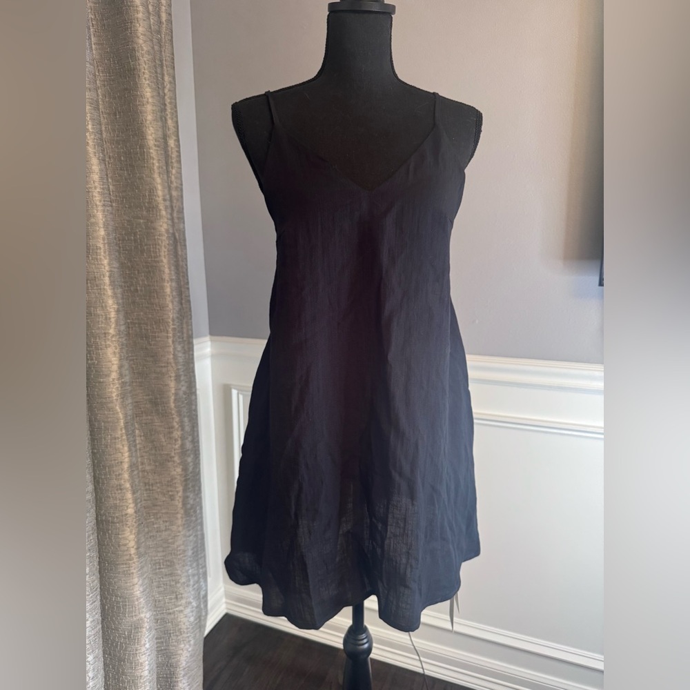 HALARA Black Linen Blend Sleeveless Mini Dress or Tunic Built In Bra Small
